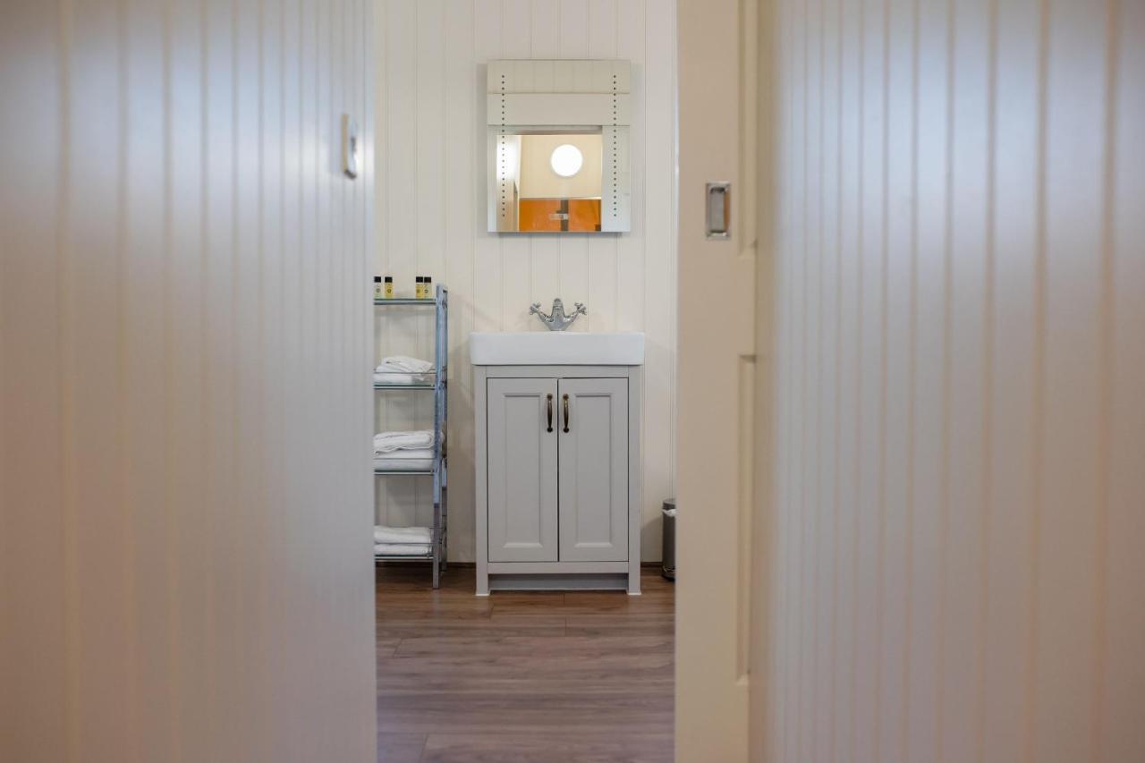 Hencote Vineyard Glamping Village Shrewsbury Bagian luar foto